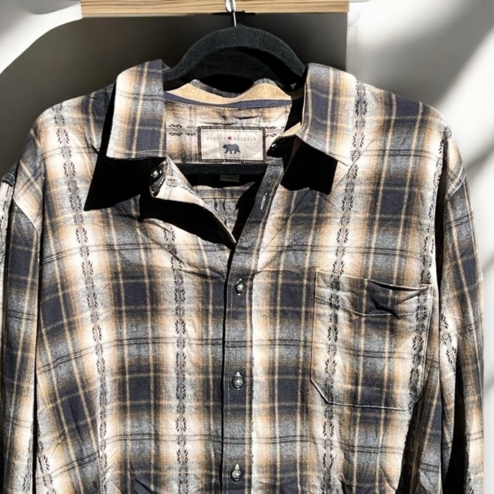 🌻NEW Dakota Grizzly Western Southwestern Cowboy Button Down Shirt Size XL - Picture 4 of 12